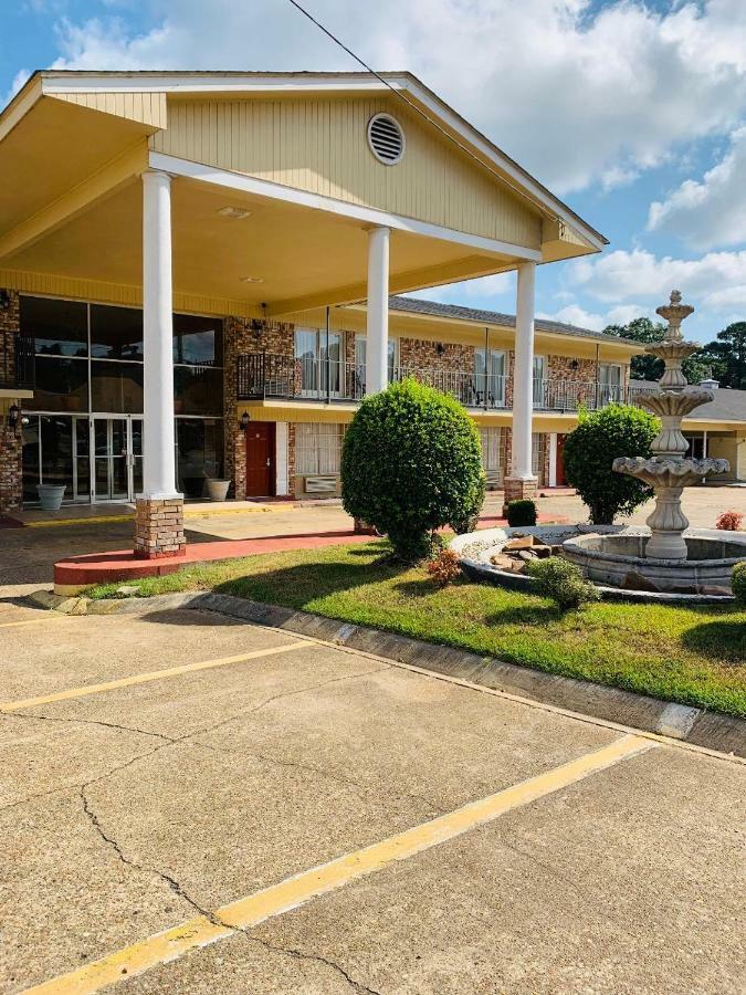 Coachman'S Inn Magnolia Exterior photo